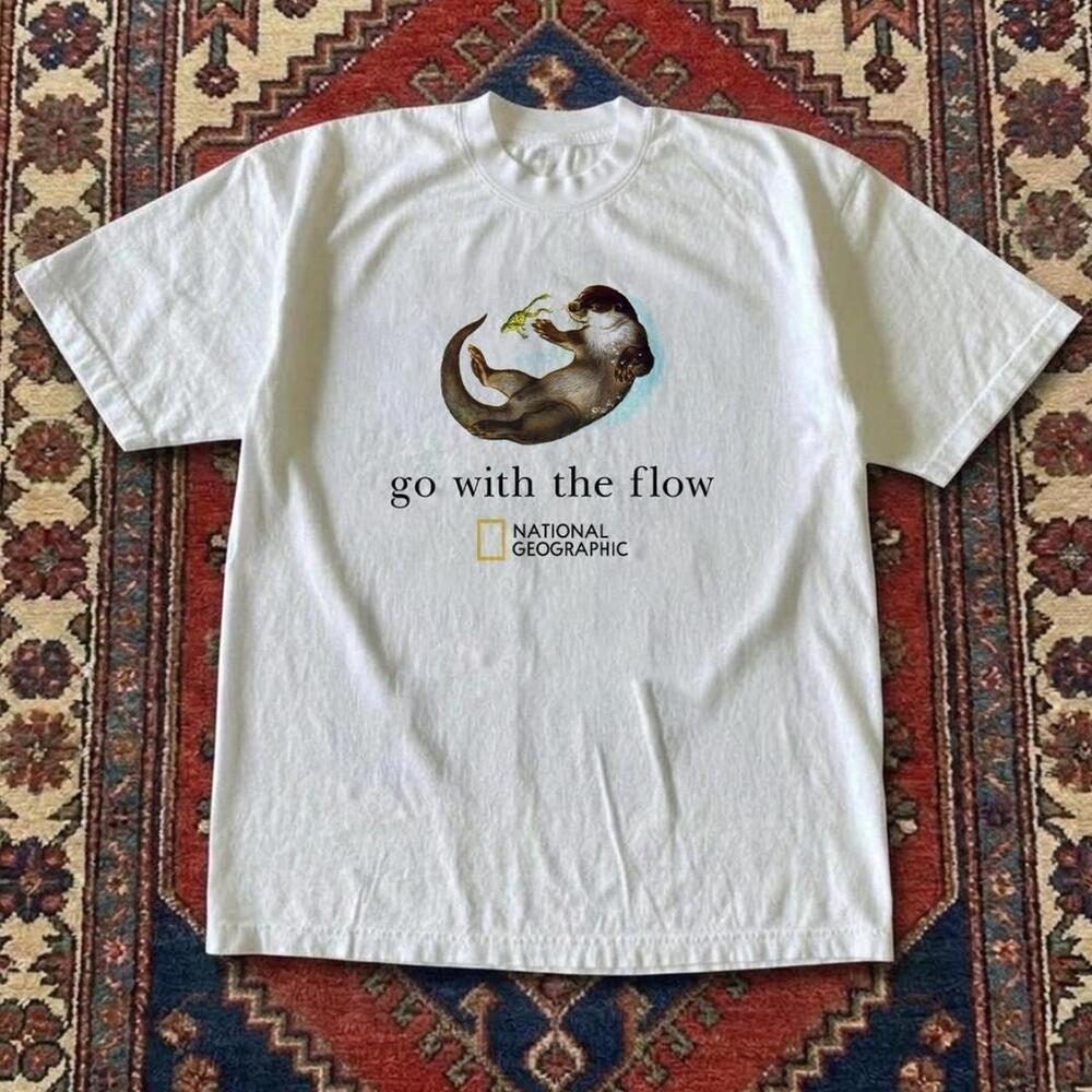 Gildan Men White T-Shirt, Otter Go With The Flow National Geographic